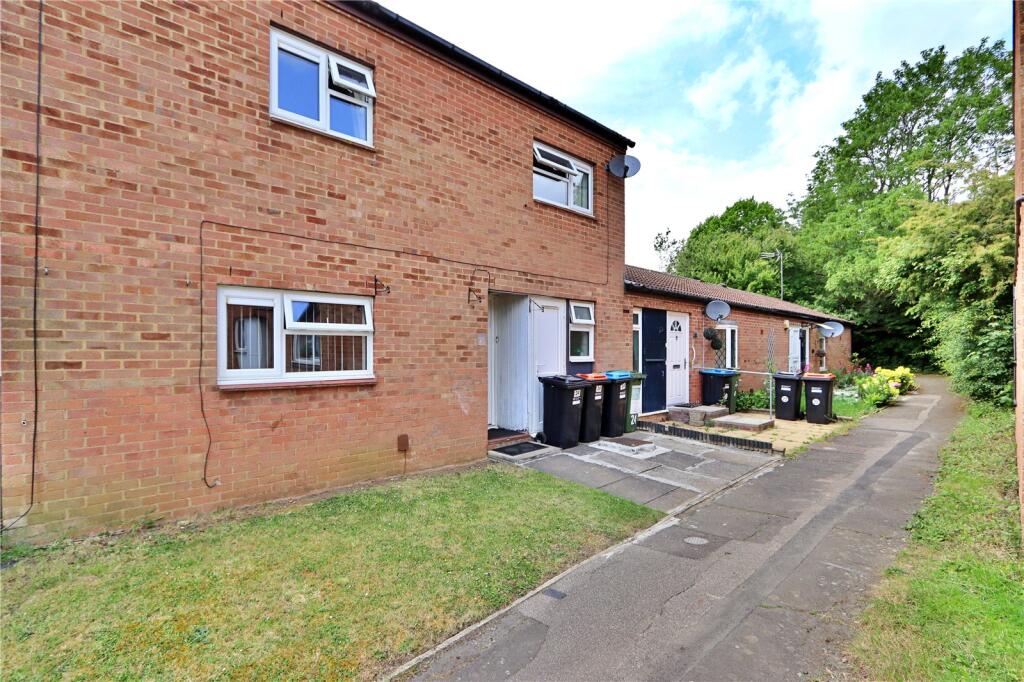 Main image of property: Shipton Hill, Bradville, MK13