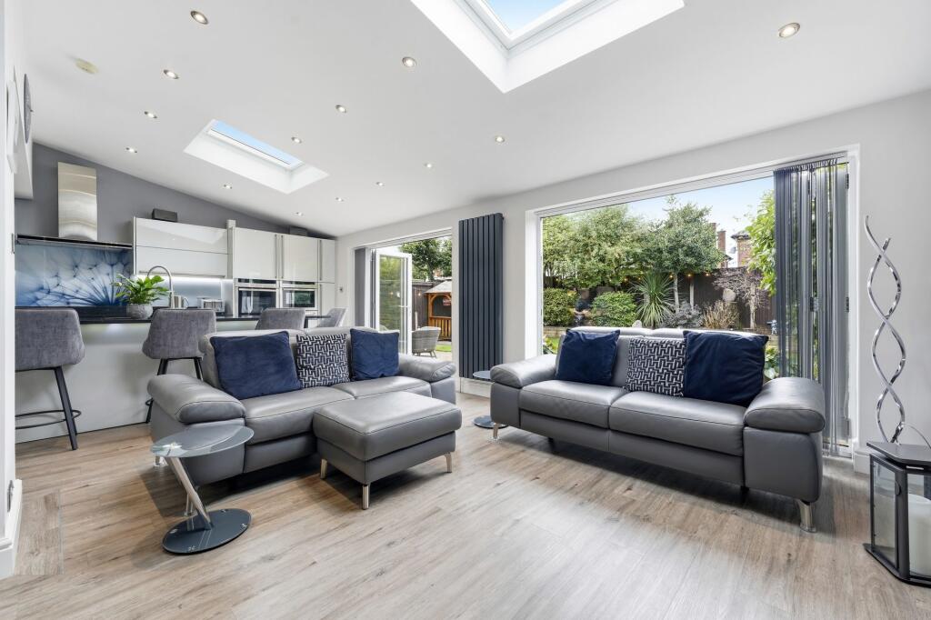 House in Stockport - View 3