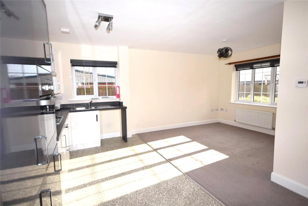 Goodwill Road, Ollerton, Newark, Nottinghamshire, NG22 - View 3