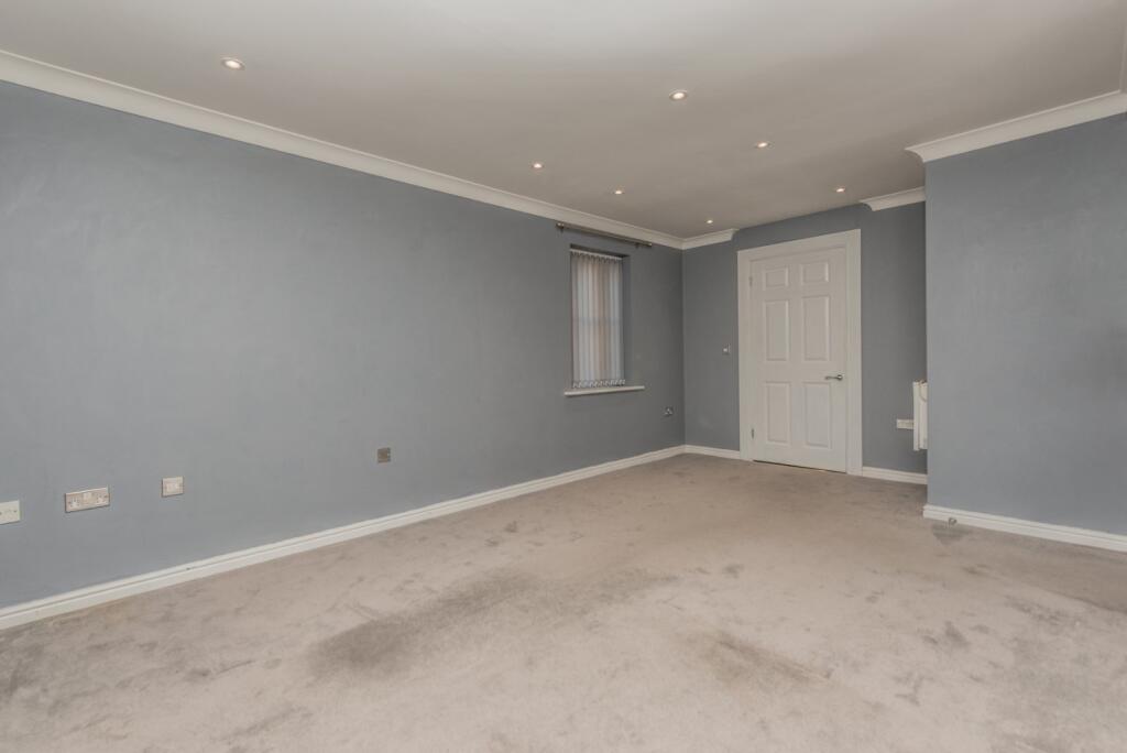 Additional image 3 of Chelker Close, Clayton Heights, Bradford, BD6