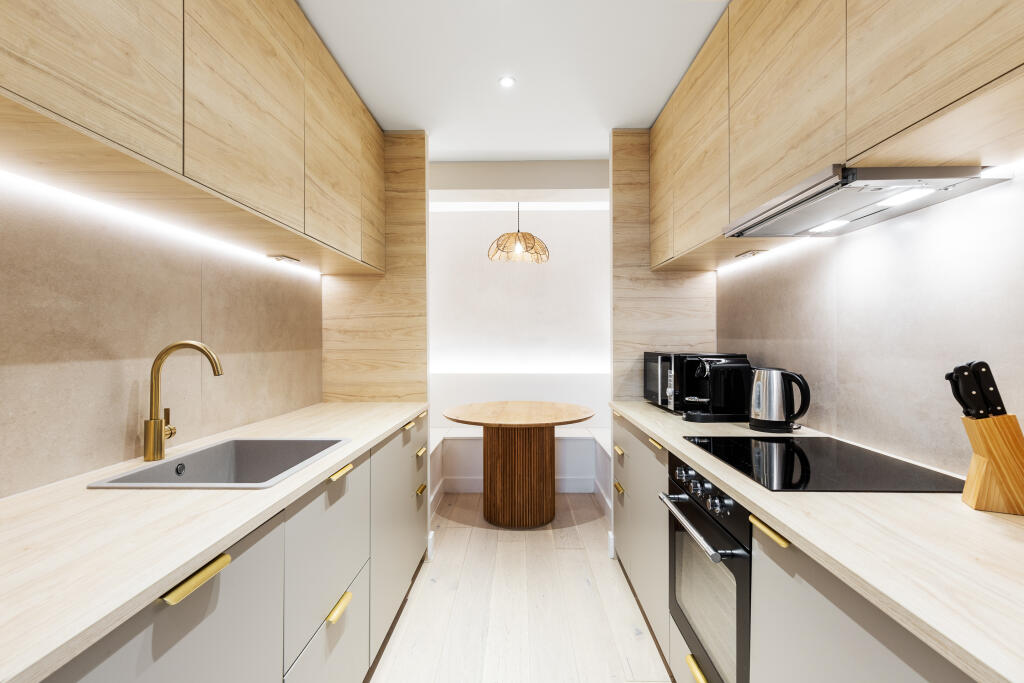 Apartment in London, South Kensington - View 3
