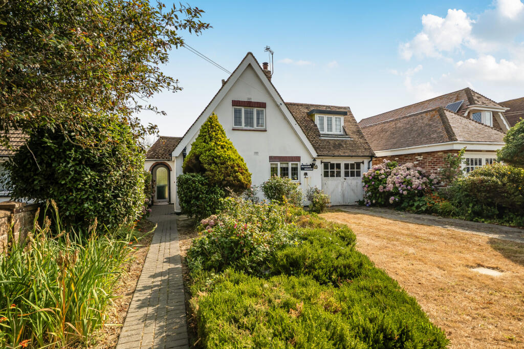Main image of property: Oakfield Avenue, Chichester, PO20