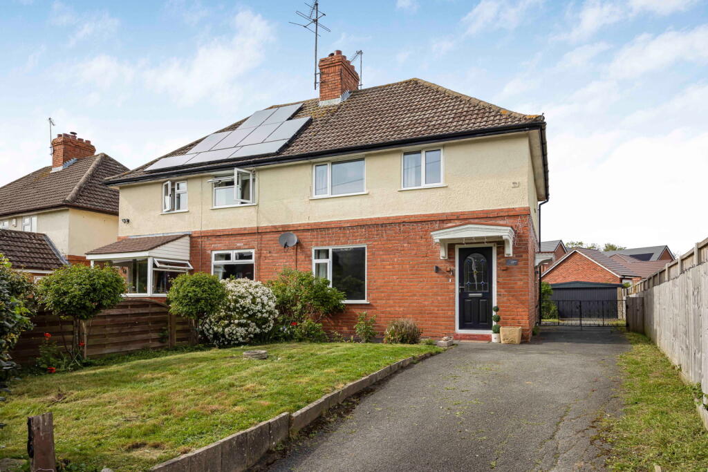 Main image of property: Leckhampton View, Shurdington, Cheltenham, Gloucestershire, GL51 4GW