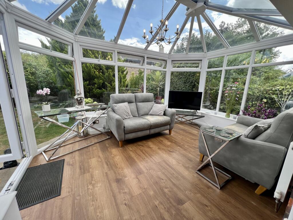 House in Southend-on-Sea - View 5