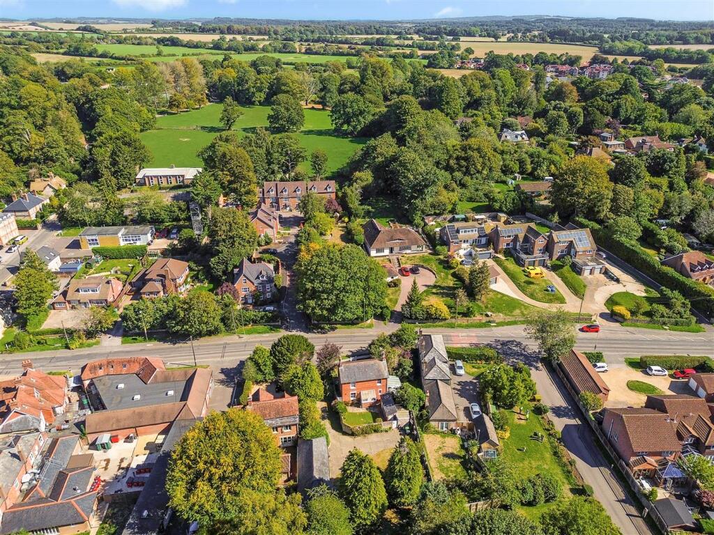 House in Portsmouth - View 3