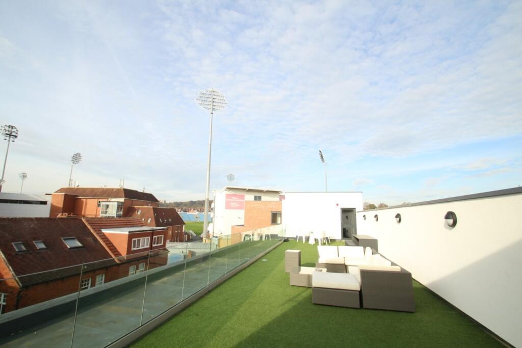 Apartment in Leeds, Headingley Hill, Headingley - View 5