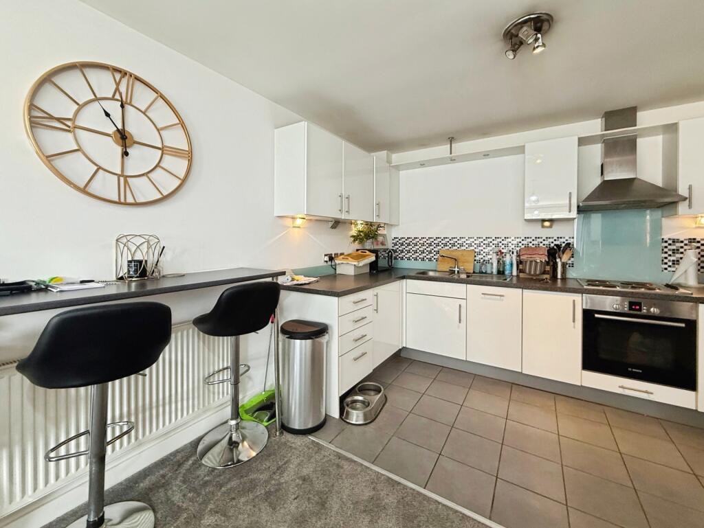 Apartment in Reading - View 2