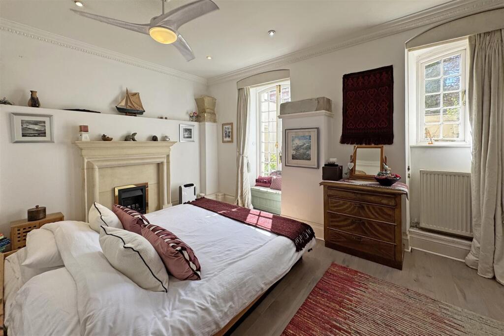 Apartment in Guildford - View 4