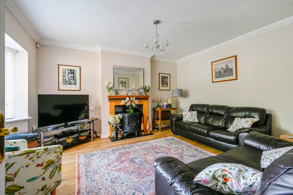 Coulter Road, Kingsnorth, Ashford, Kent, TN23 photo 4