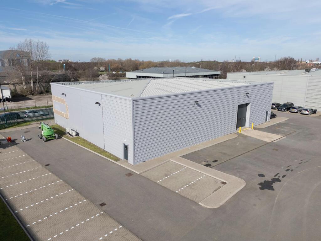 Birchmere Business Park - Unit 2 - 004.jpg