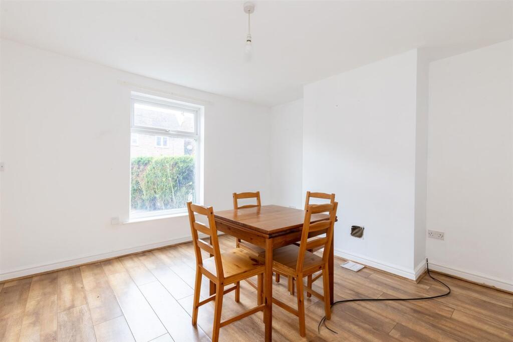 Wistaston Road, Willaston, CW5 photo 4