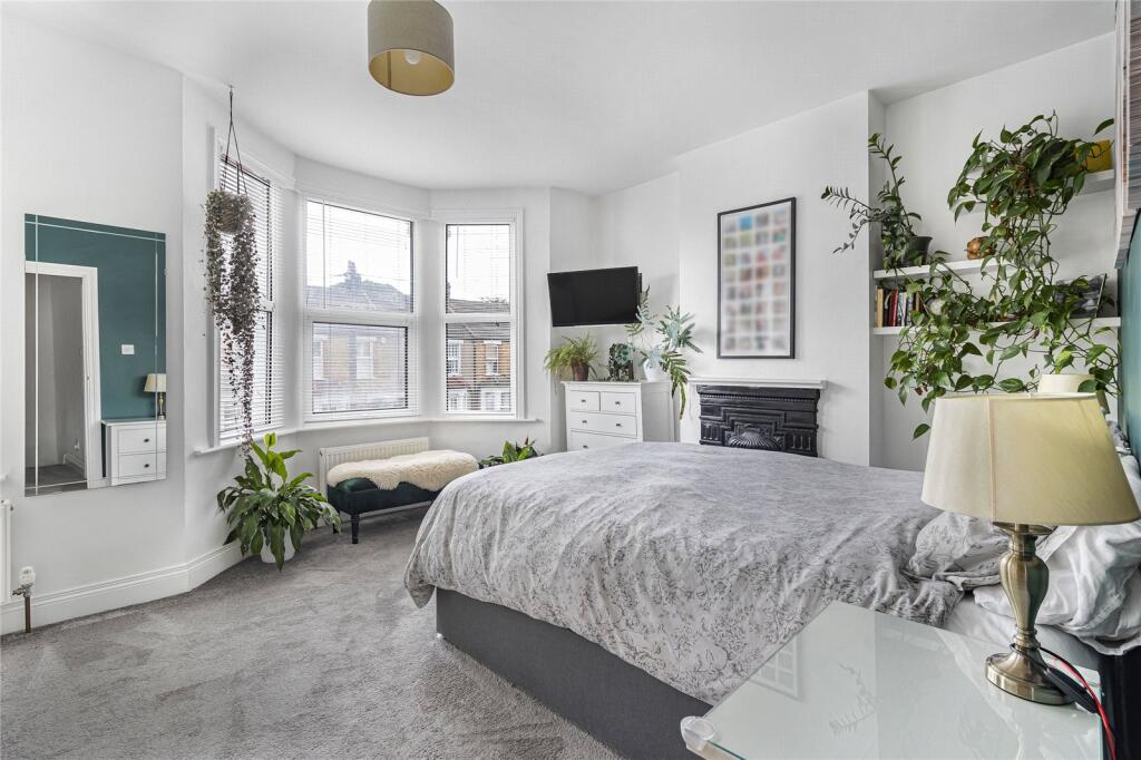 House in London - View 4