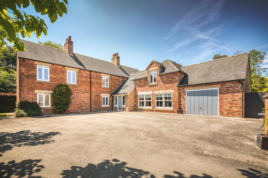5-bed detached on Corner Farm, Luke Lane, Brailsford, Ashbourne, £750,000