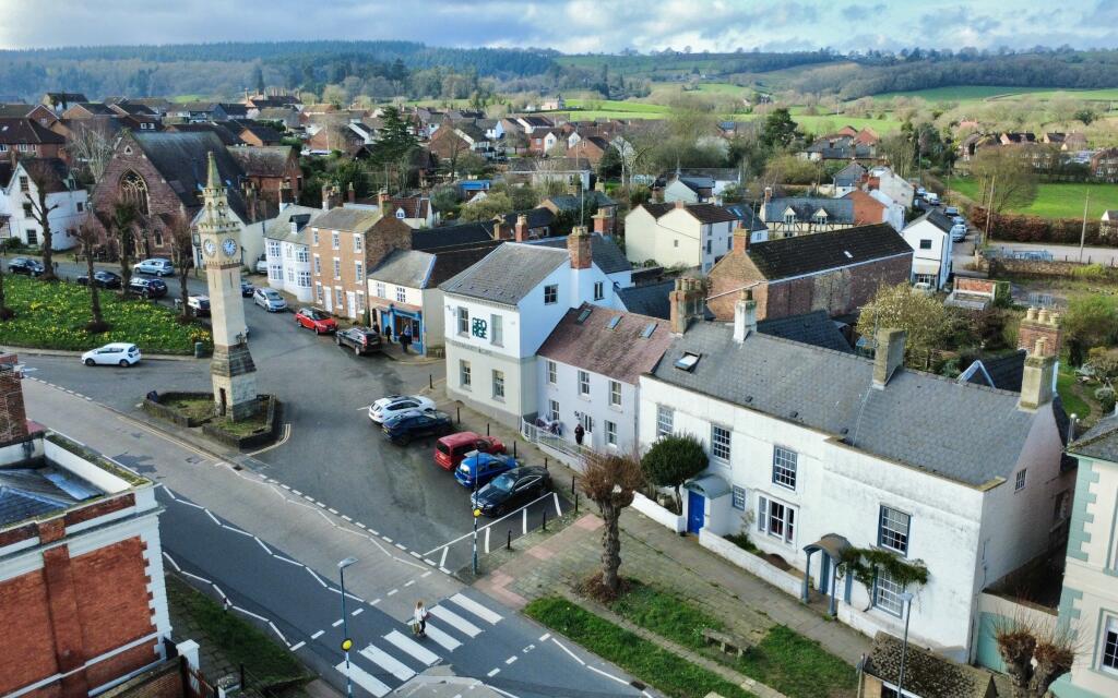 Main image of property: Bay Tree House, High Street, Newnham