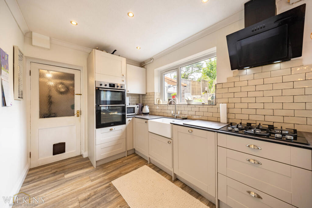 Mayland Drive, Sutton Coldfield, West Midlands, B74 photo 4