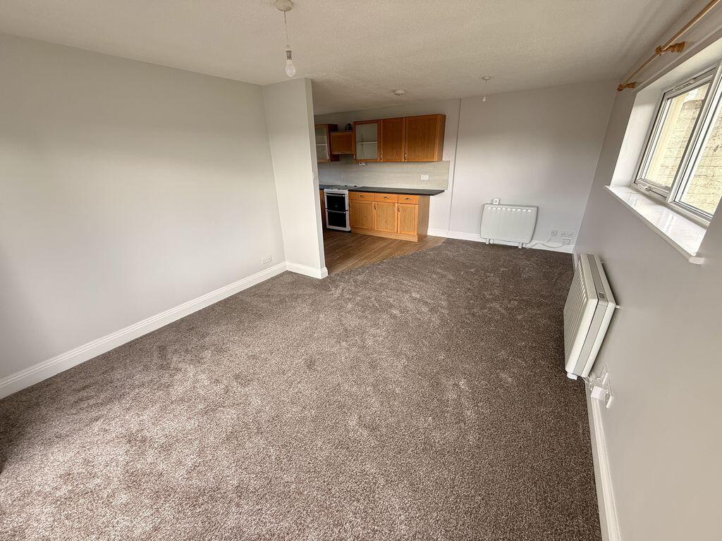 House in Plymouth - View 4