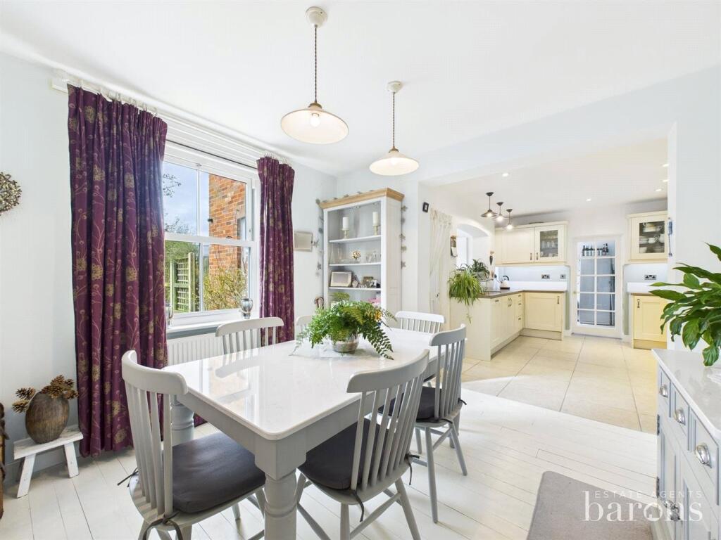 Sherfield Green, Sherfield-on-Loddon, Hook, Hampshire, RG27 photo 2