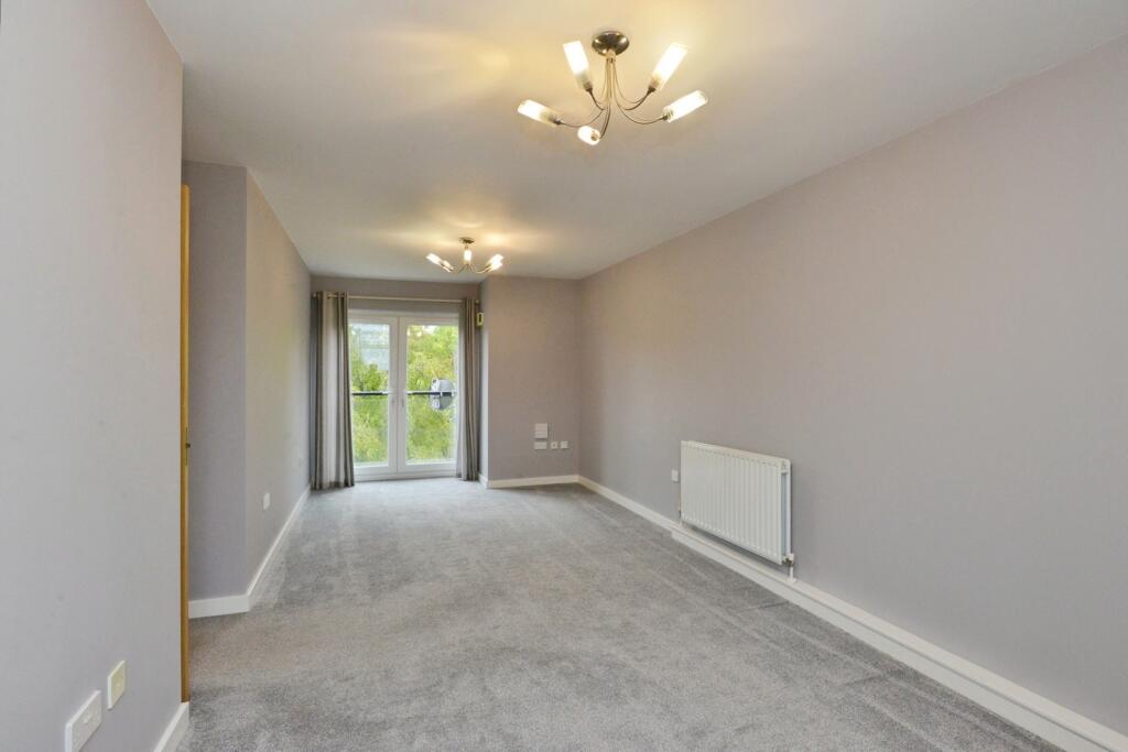 Apartment in Milton Keynes, Wolverton and Greenleys - View 2