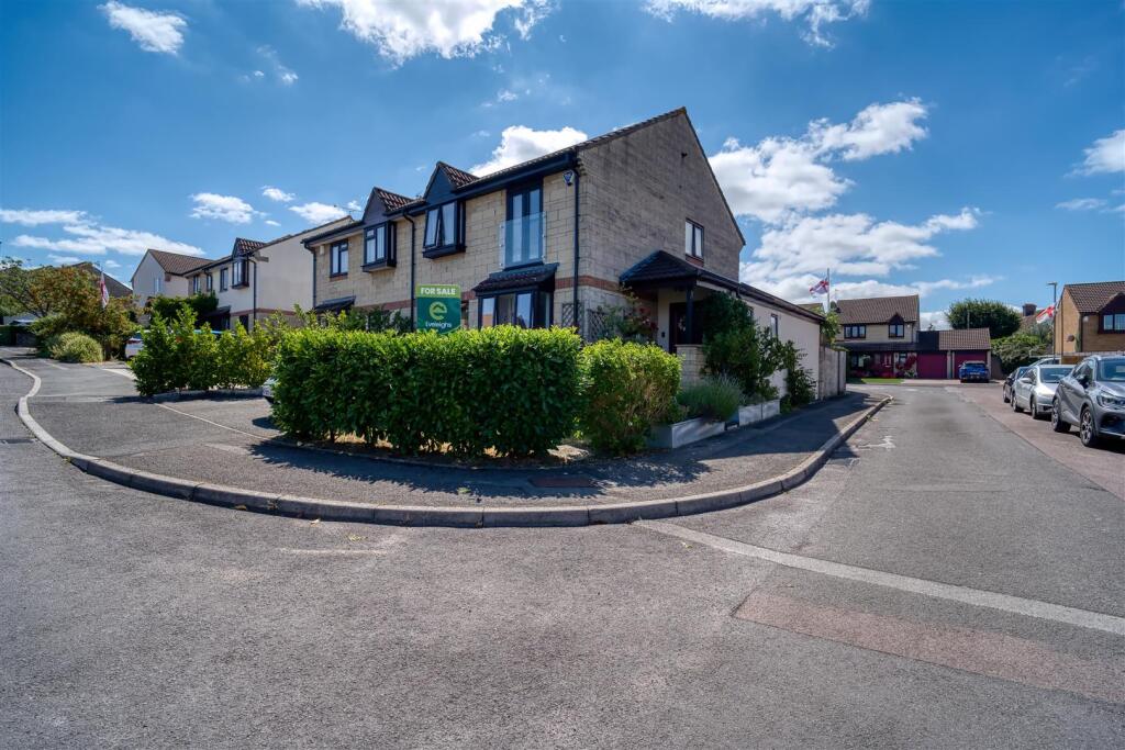 Main image of property: Staunton Fields, Whitchurch Village, Bristol