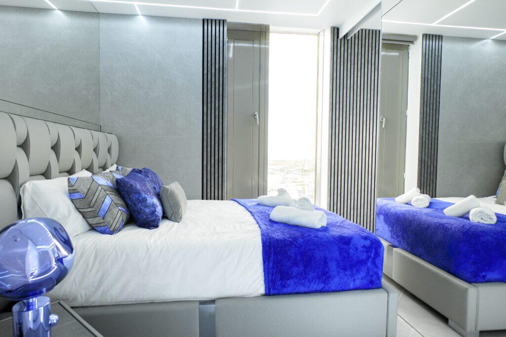 Additional image 13 of Apartment 2104 Beetham Tower, 10, Holloway Circus Queensway, B1 1BA