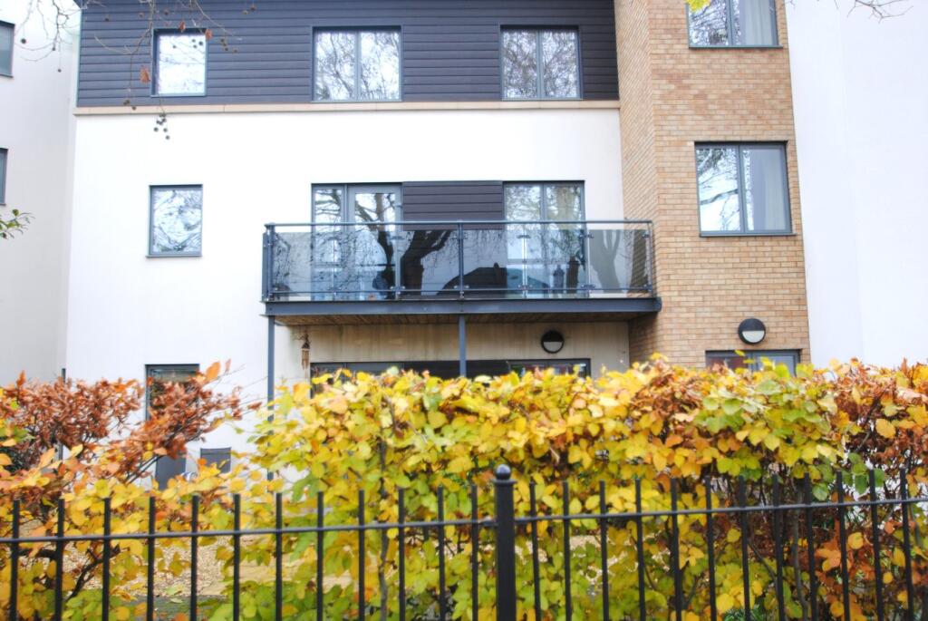 1-bed house on St Georges Road, Cheltenham, GL50, £125,000