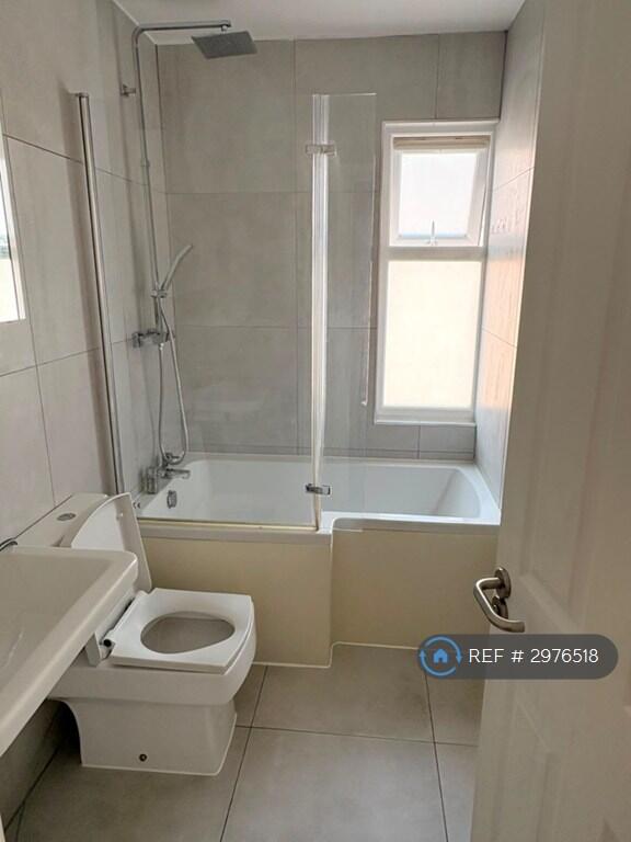 Main image of property: Blenheim Road, Reading, RG1