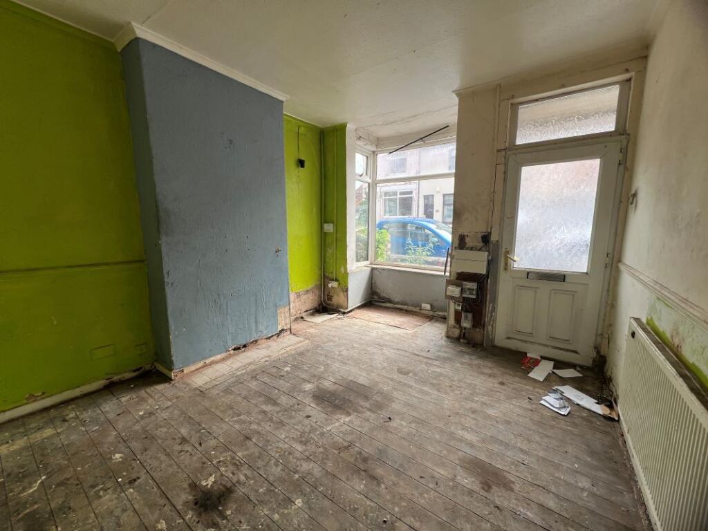 House in Stoke-on-Trent - View 3