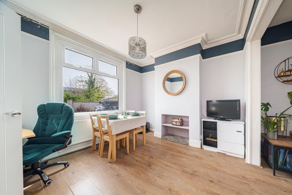 Linden Place, Trowbridge - View 5