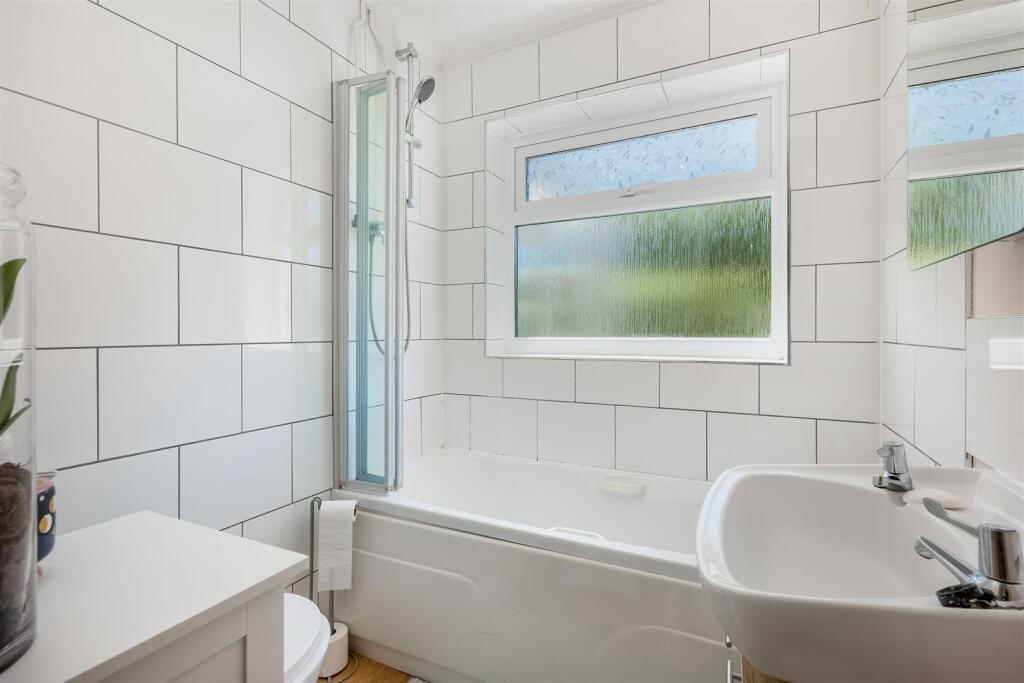 House in West Oxfordshire, Chipping Norton - More