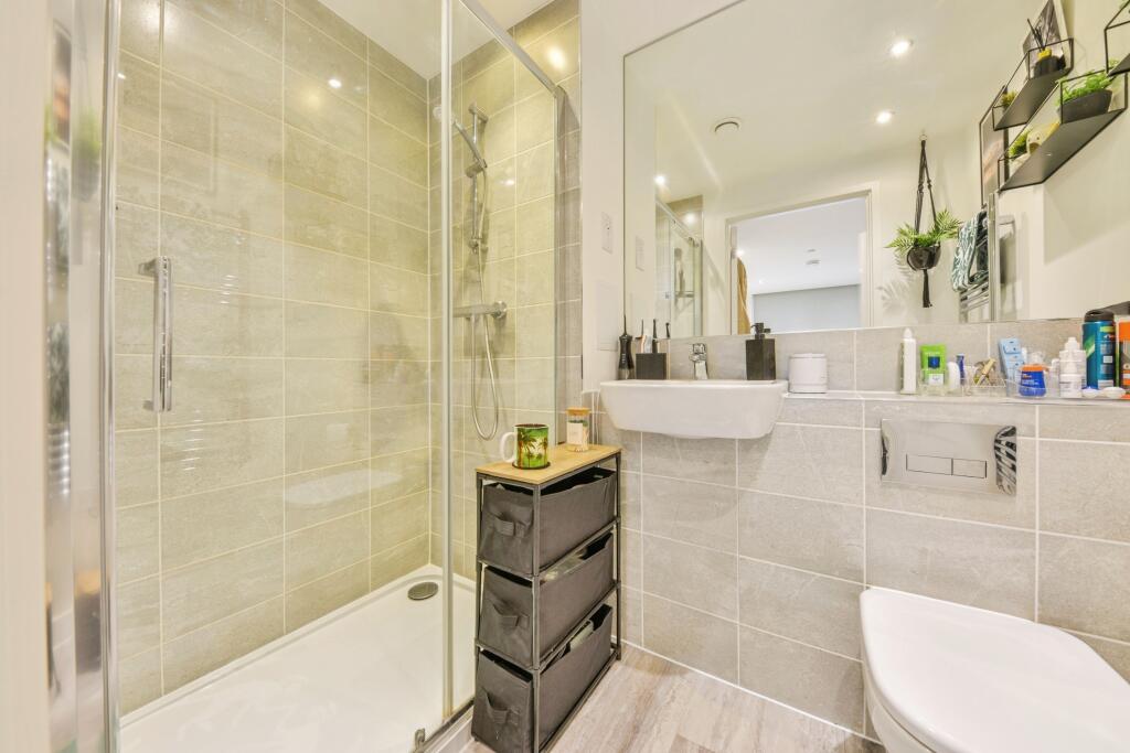 Additional image 8 of Town Centre, Hatfield, AL10