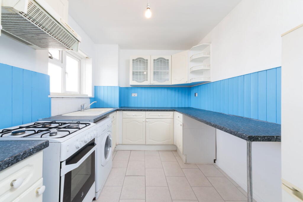 Apartment in London - View 6