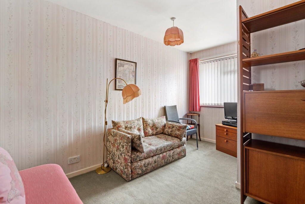 House in Worcester, Worcestershire - View 4