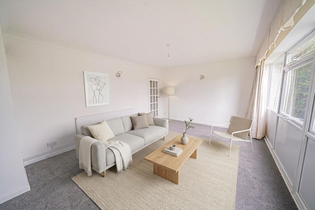 Apartment in Solihull, West Midlands - View 3