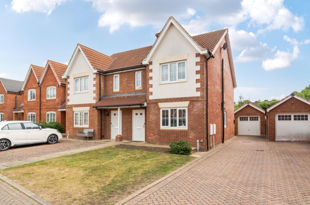 Main image of property: Garden Close, Grantham, Lincolnshire, NG31