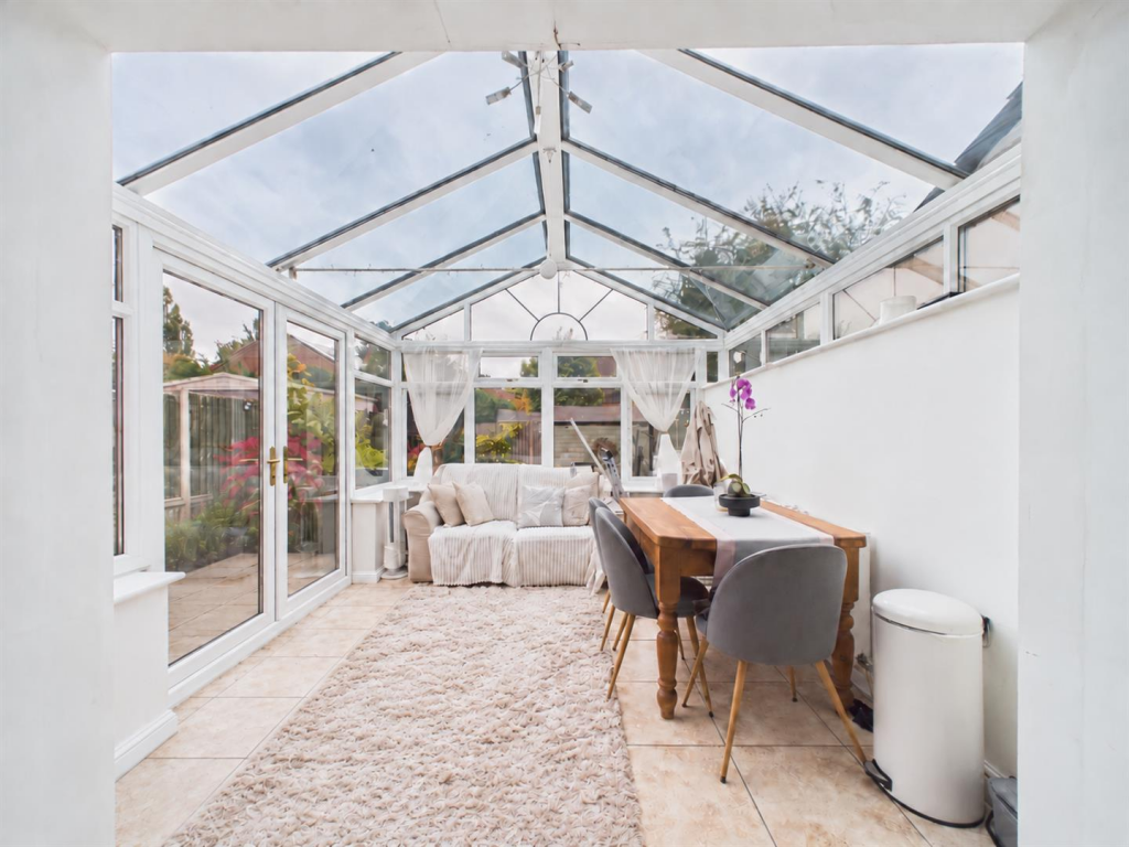 House in Derby, Chellaston - More