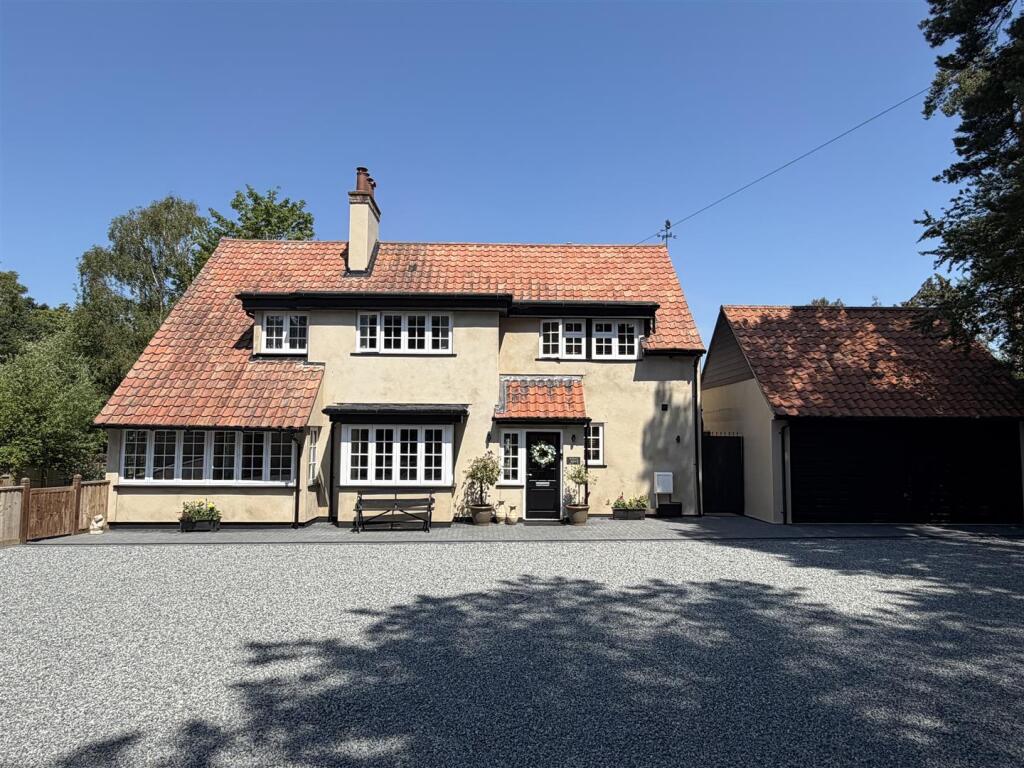 Main image of property: Saxmundham Road, Aldeburgh