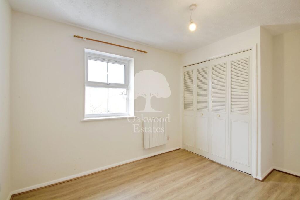 Apartment in Slough - View 4