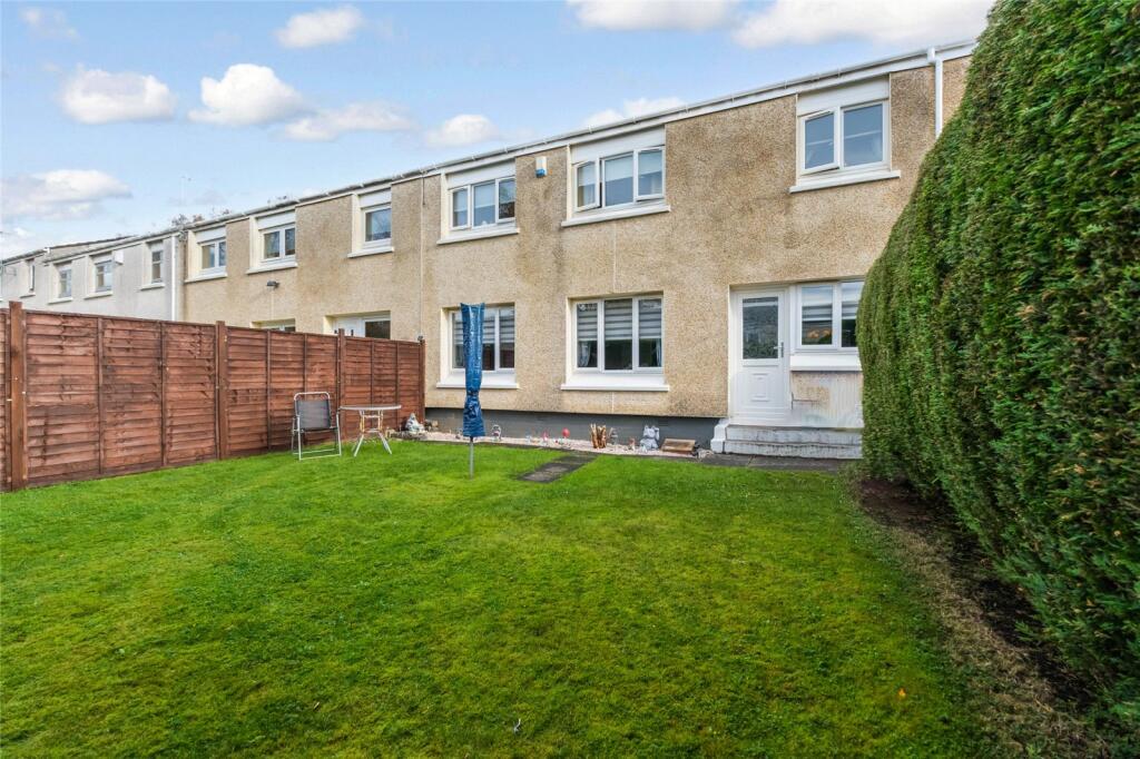 Main image of property: Helmsdale Court, Cambuslang, Glasgow, South Lanarkshire, G72
