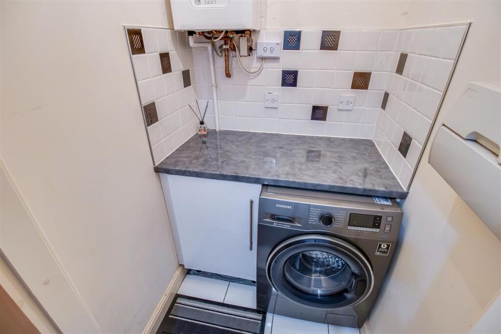 Wobourn Court, Ossett photo 4