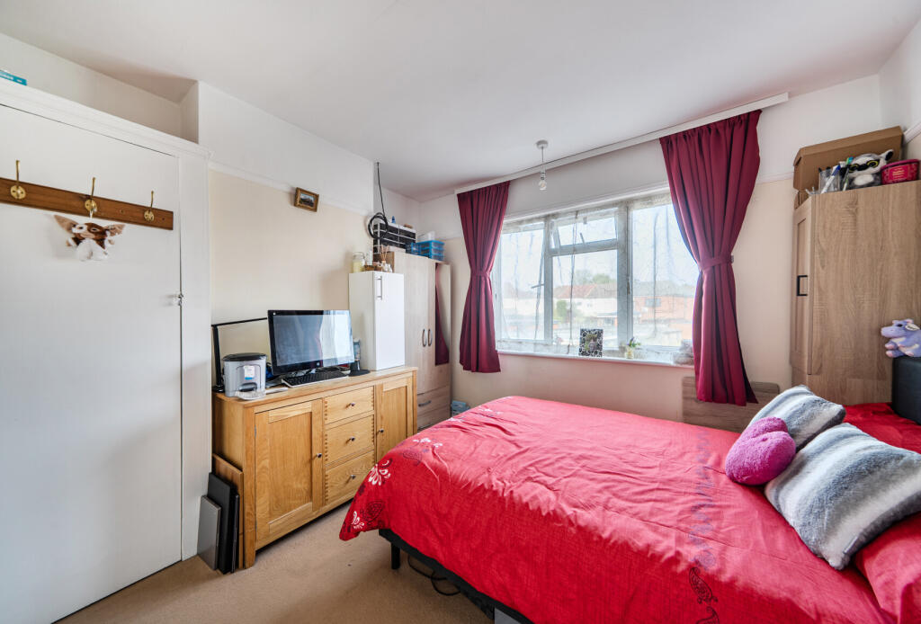 House in Harrow - More
