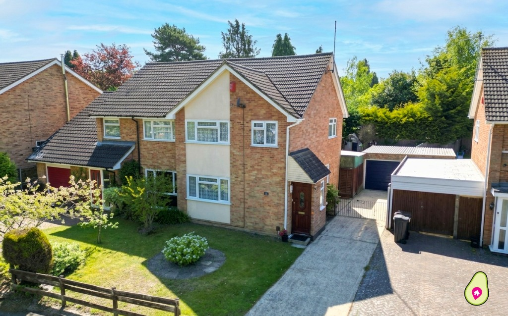 Main image of property: Foxcote, Finchampstead, Wokingham, Berkshire, RG40