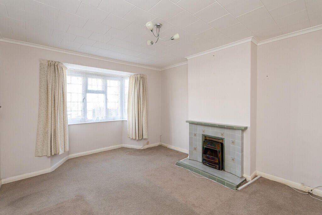 House in Redhill - View 2