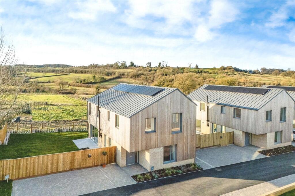 Additional image 22 of The Barn Garden, Great Elm