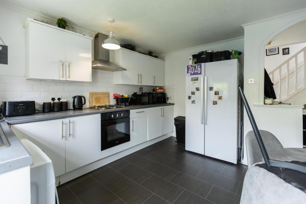 Broomlands, Irvine, KA11 - View 5