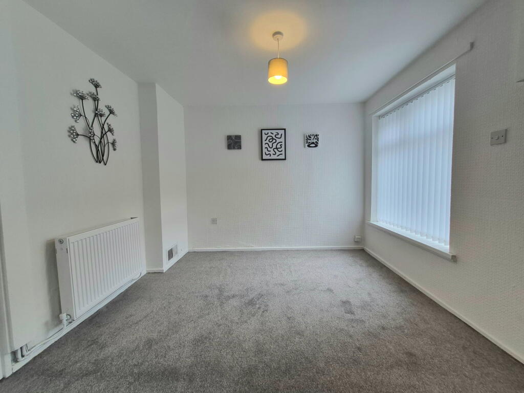 House in West Lancashire, Skelmersdale - More