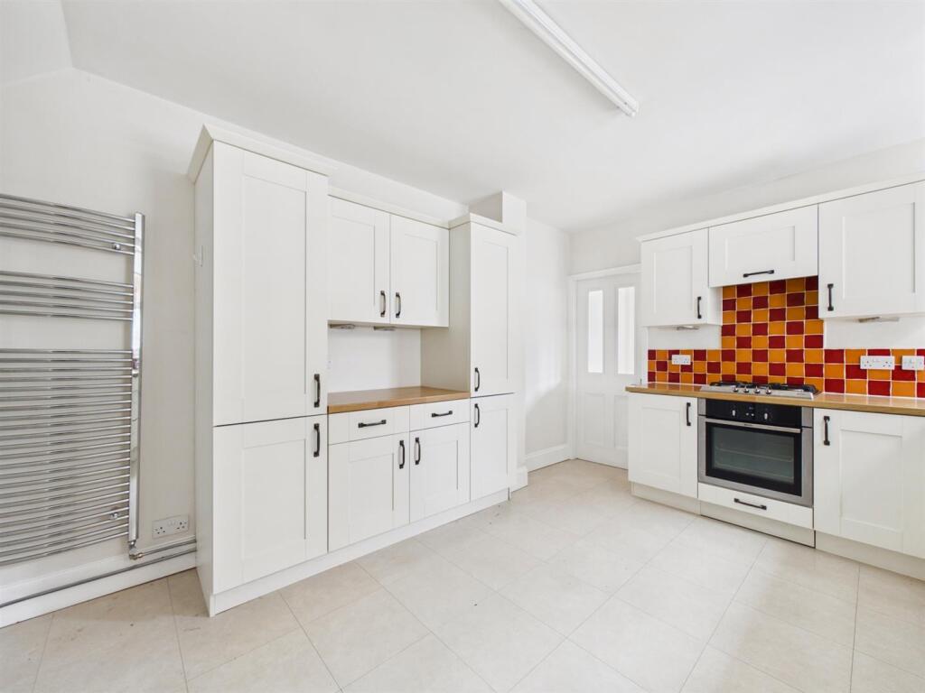 House in Newcastle upon Tyne - More