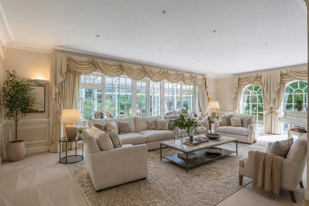 House in Bournemouth, Branksome Chine, Poole - View 2
