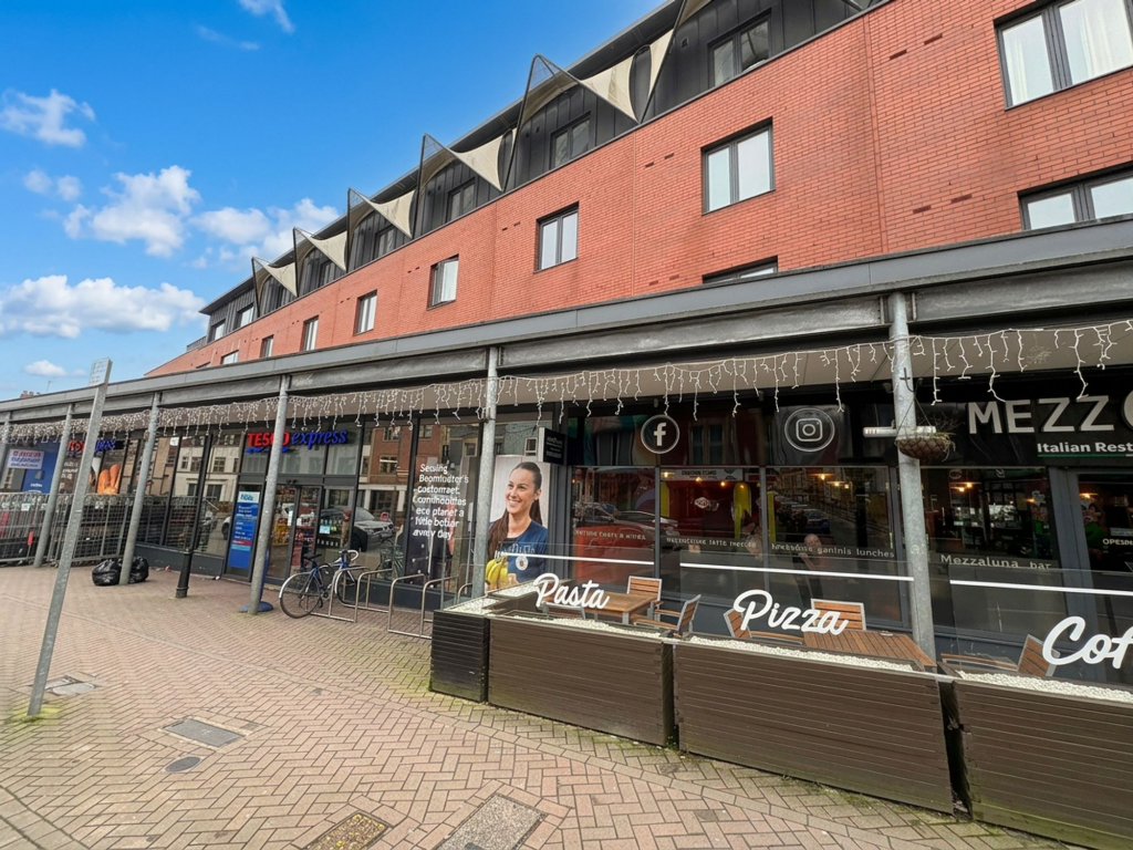 Main image of property: Bedminster, West Street, BS3 3NA