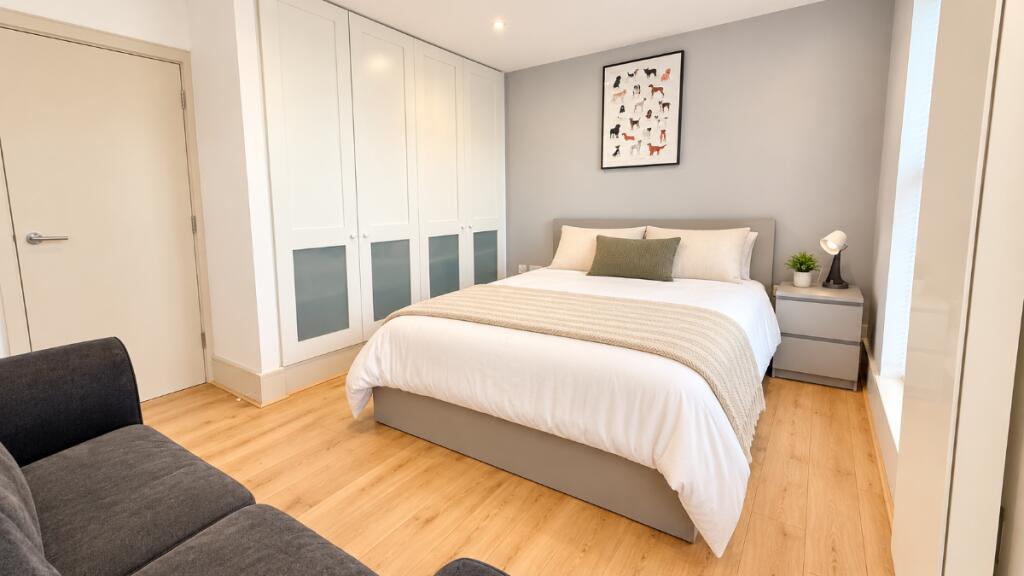 Apartment in London - More