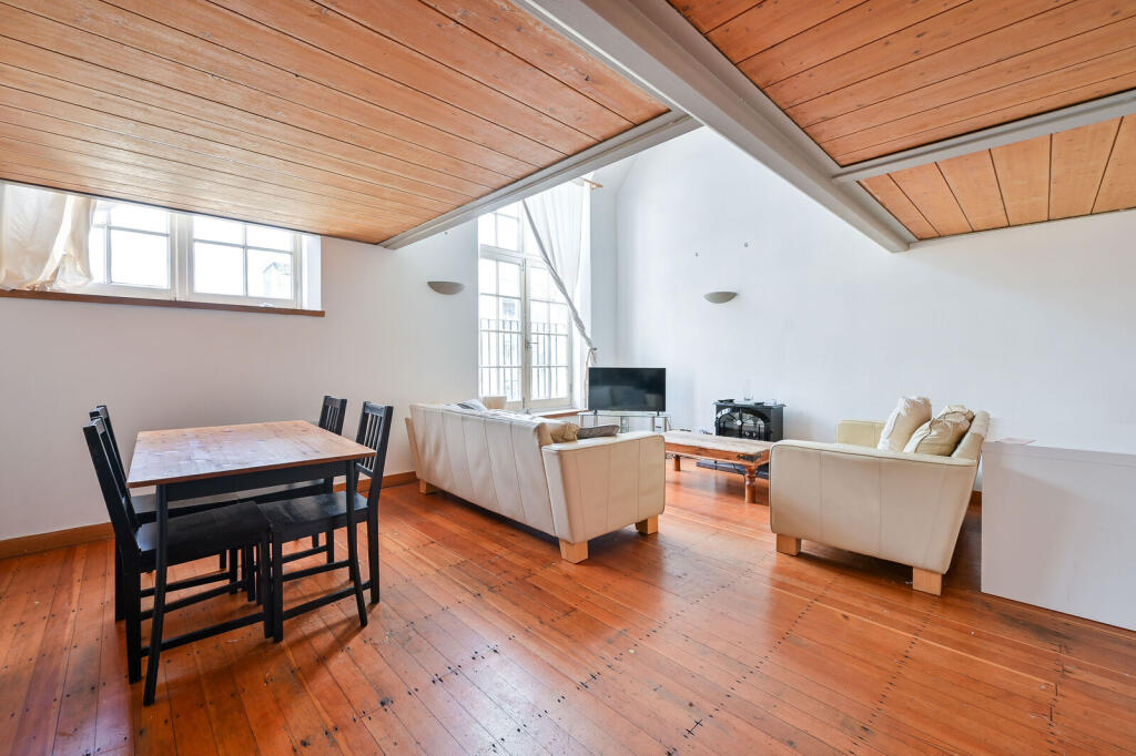 Main image of property: Albany Road, London, SE5, Elephant and Castle, London, SE5